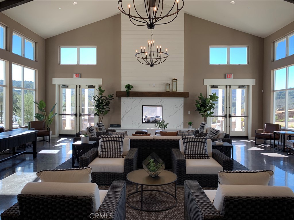 1553 Copperberry Way