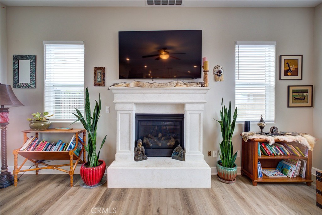 1553 Copperberry Way