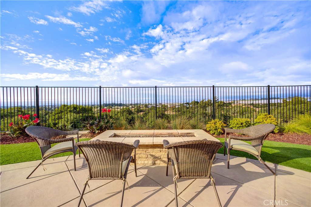 1553 Copperberry Way