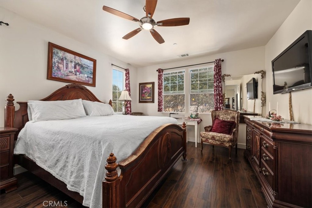 9405 Casa Bella Court