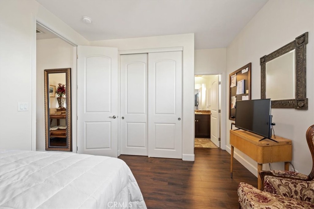 9405 Casa Bella Court