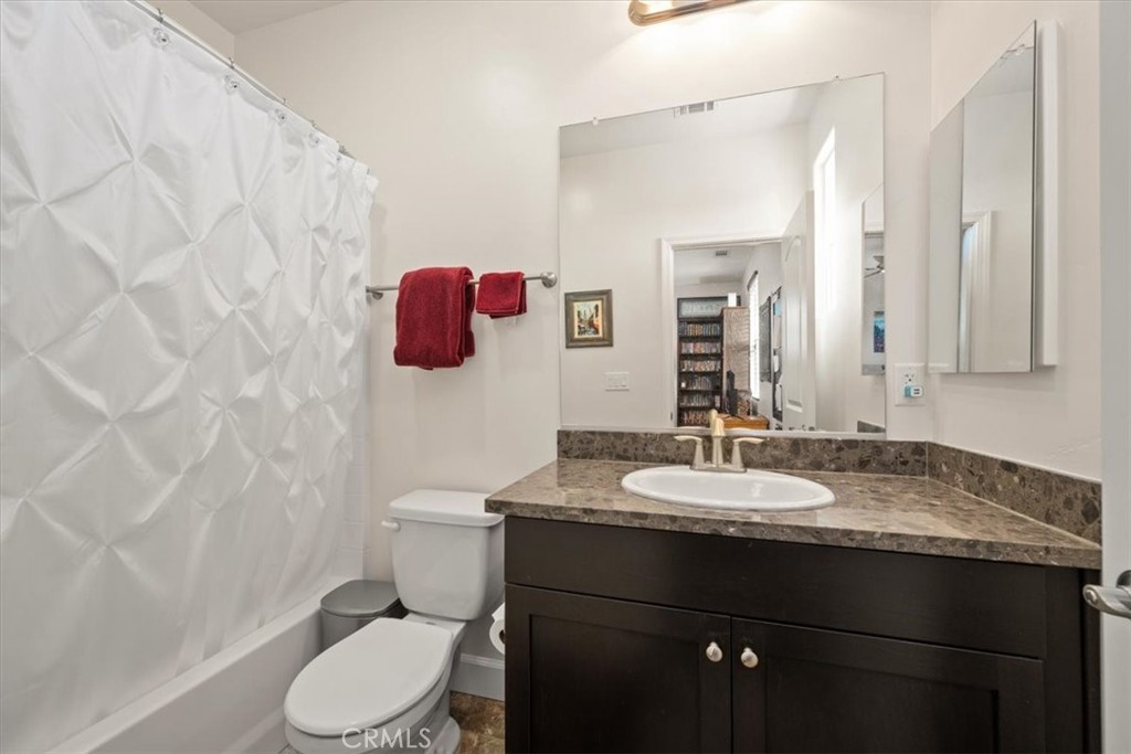 9405 Casa Bella Court