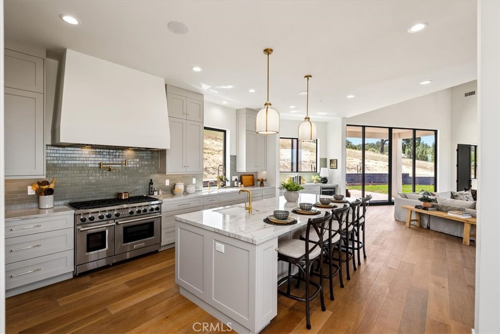 2480 Iron Stone Loop