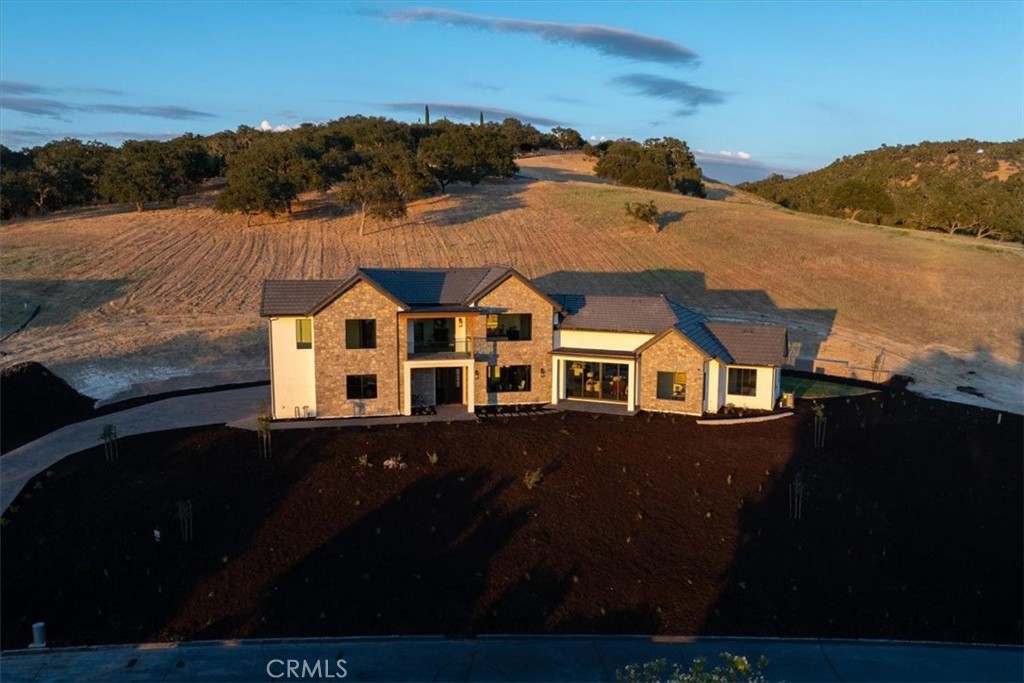 2480 Iron Stone Loop