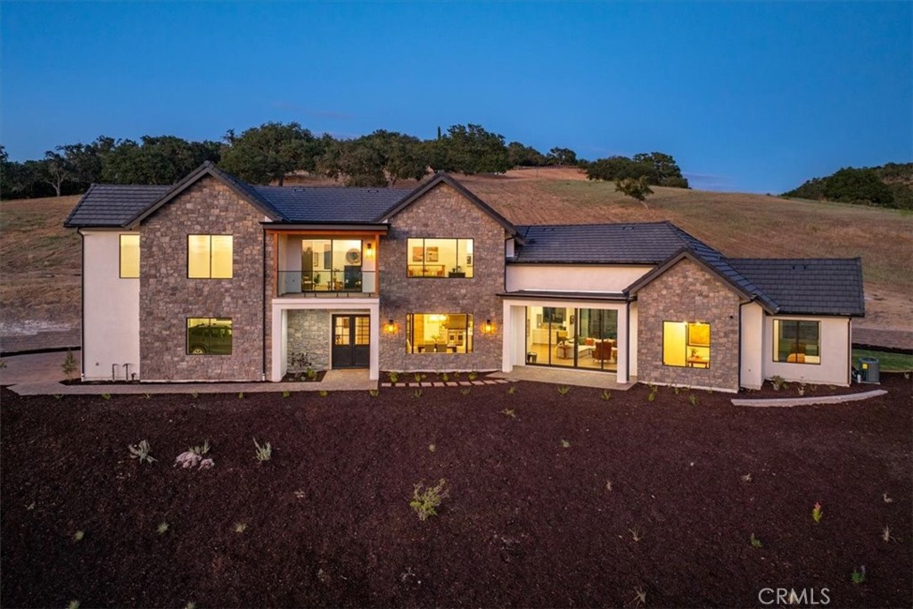 2480 Iron Stone Loop