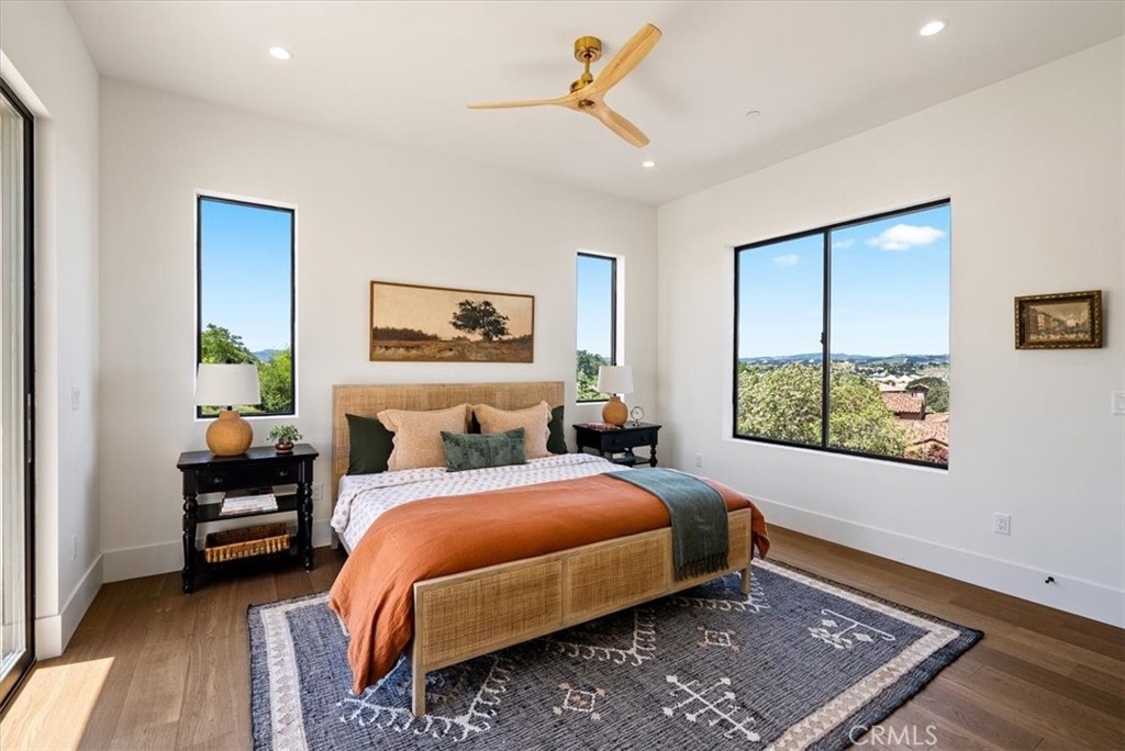 2480 Iron Stone Loop