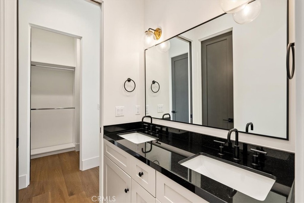 2480 Iron Stone Loop