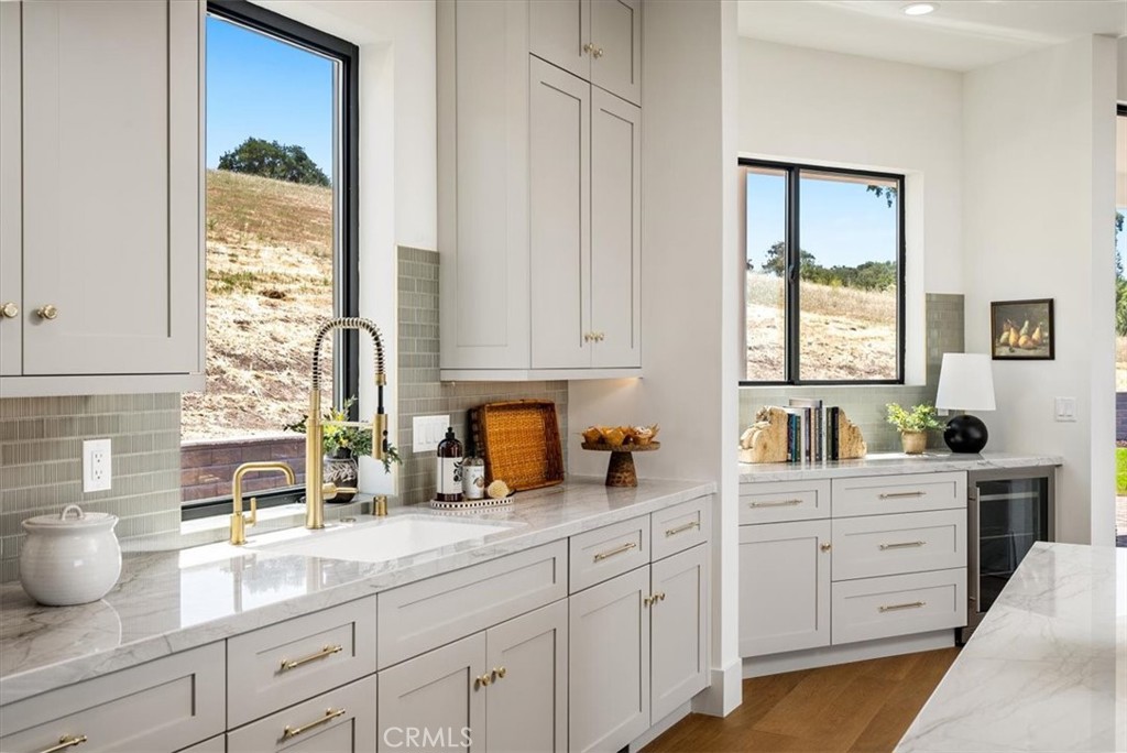 2480 Iron Stone Loop