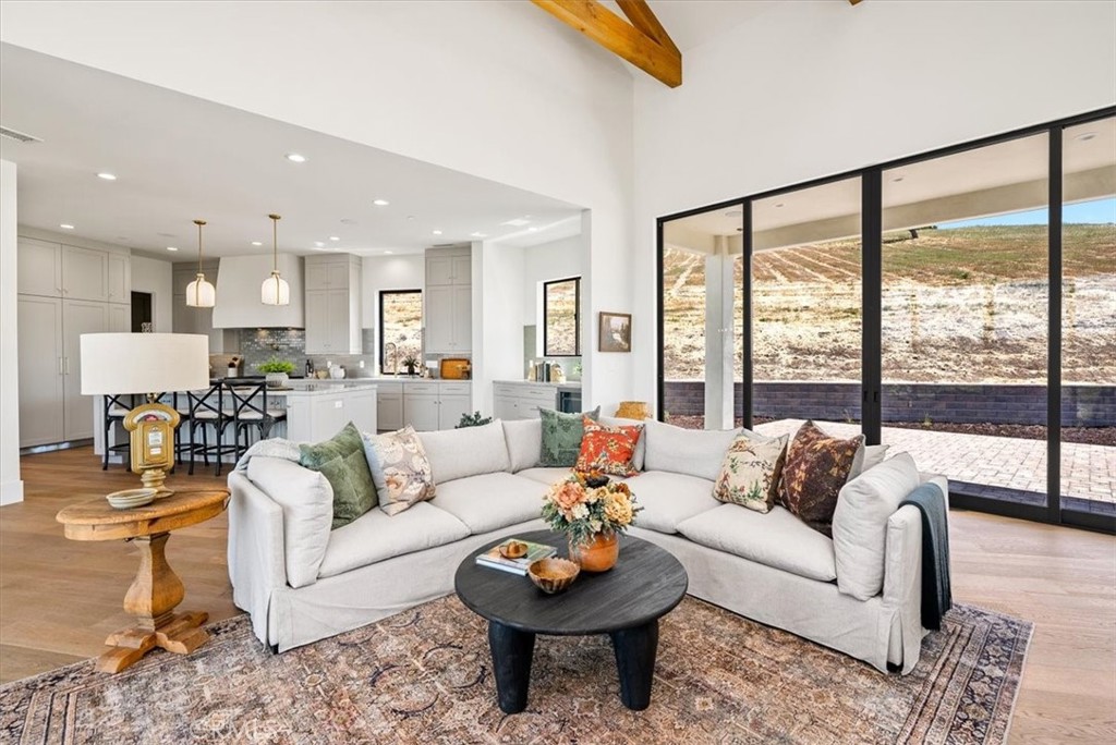 2480 Iron Stone Loop