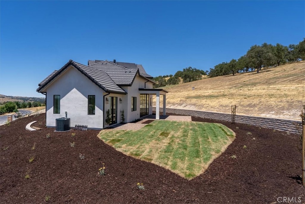 2480 Iron Stone Loop