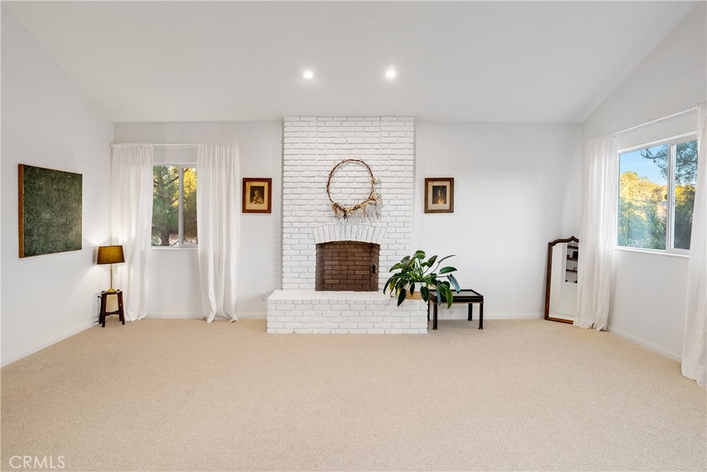 1285 Beaver Creek Lane