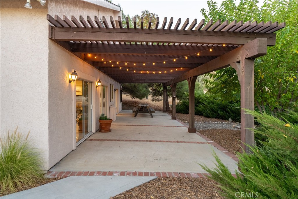 1285 Beaver Creek Lane