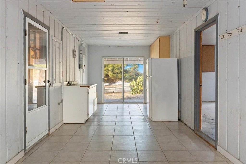 6935 Chardonnay Road