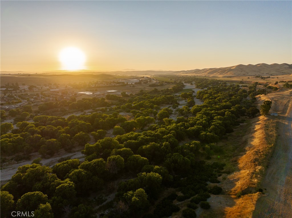 8585 Cross Canyons Road