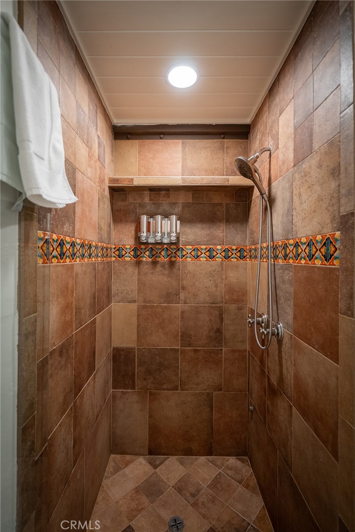 8585 Cross Canyons Road