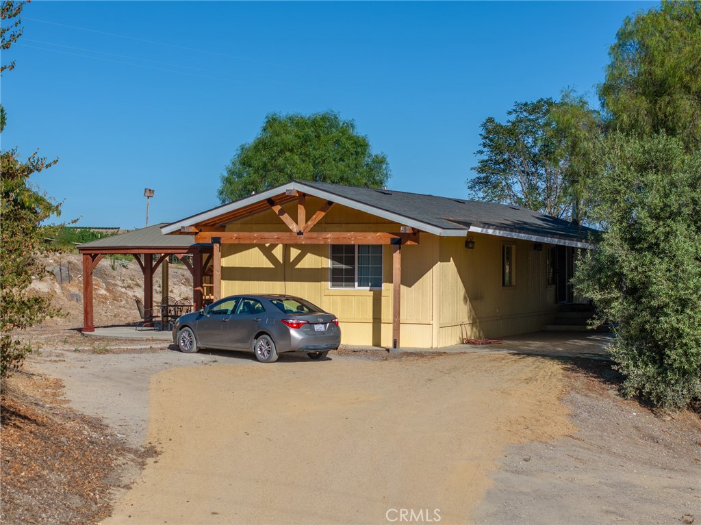 8585 Cross Canyons Road