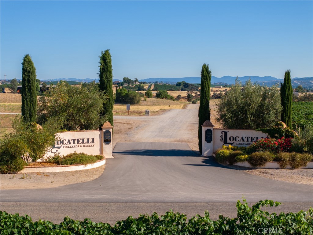 8585 Cross Canyons Road