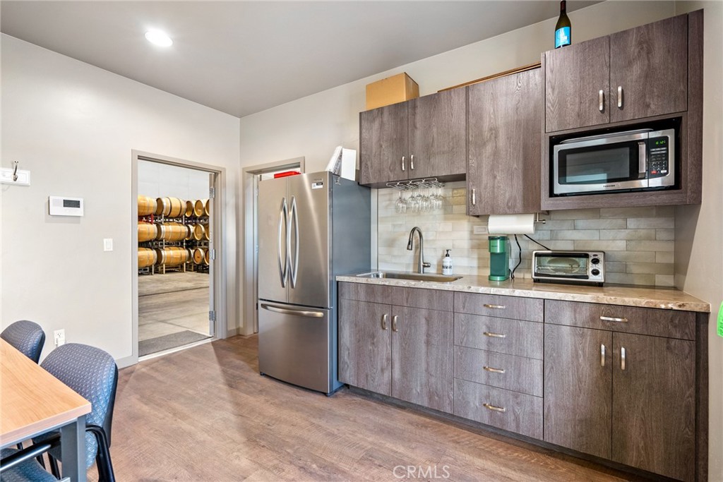 8585 Cross Canyons Road