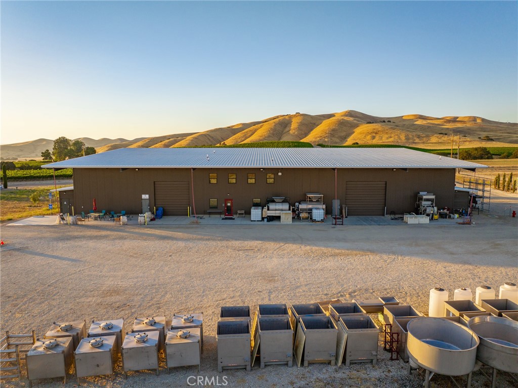 8585 Cross Canyons Road
