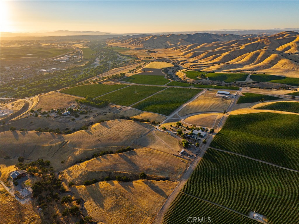 8585 Cross Canyons Road