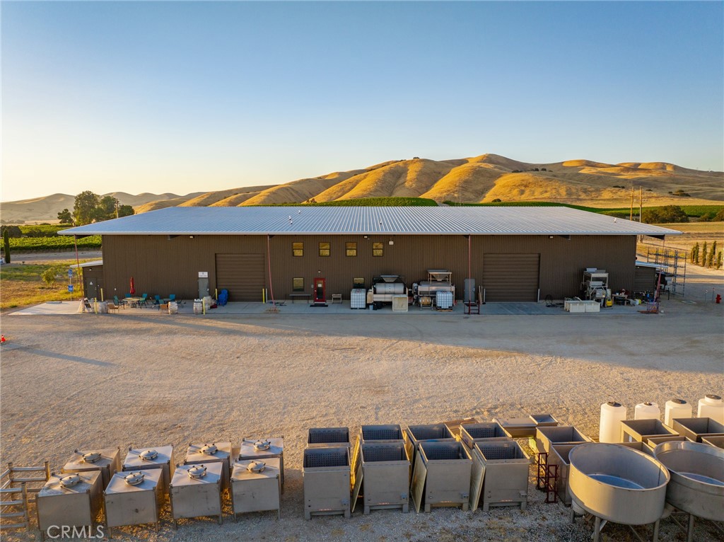 8585 Cross Canyons Road