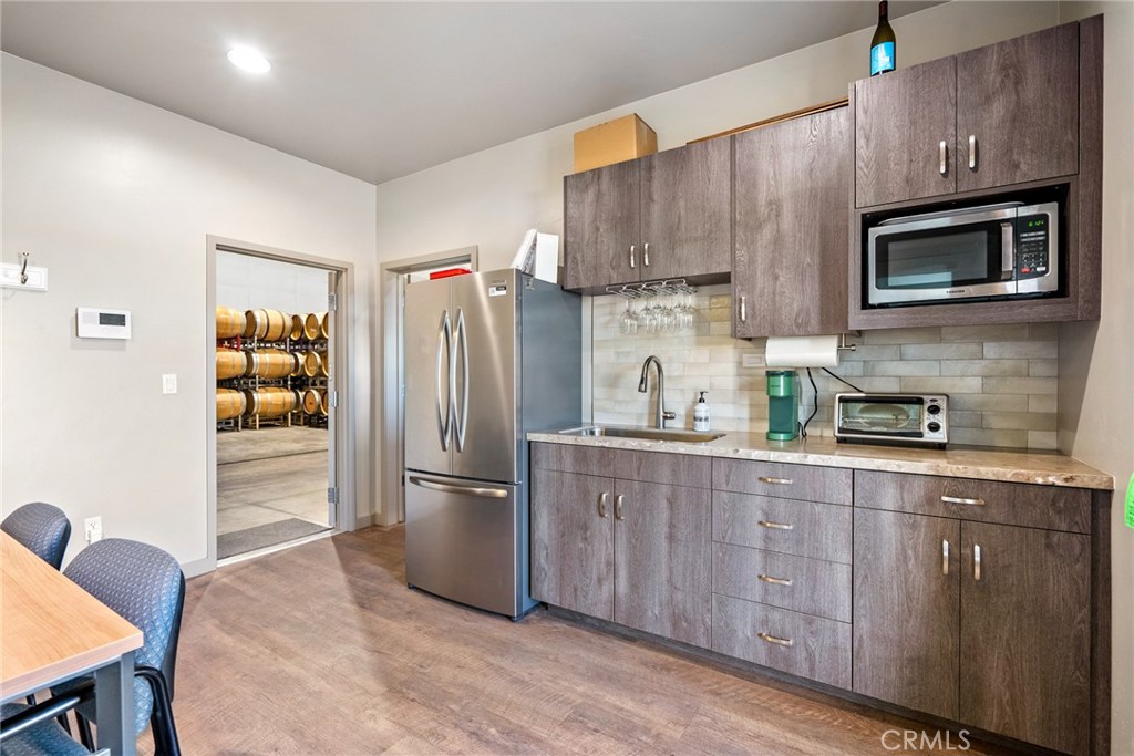 8585 Cross Canyons Road