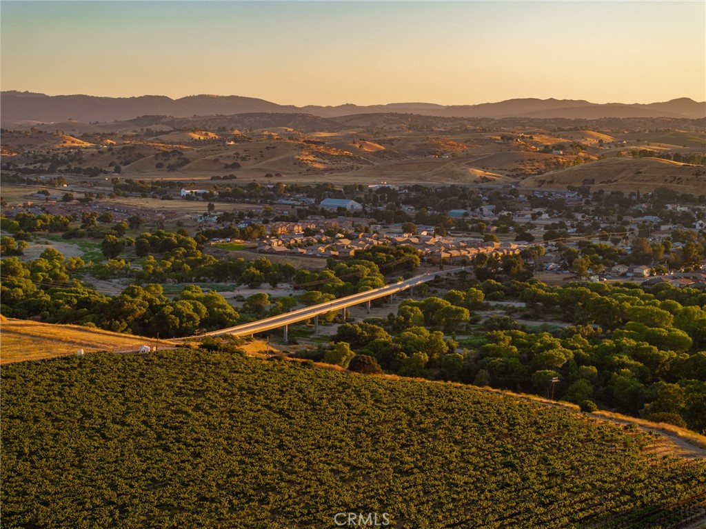 8585 Cross Canyons Road