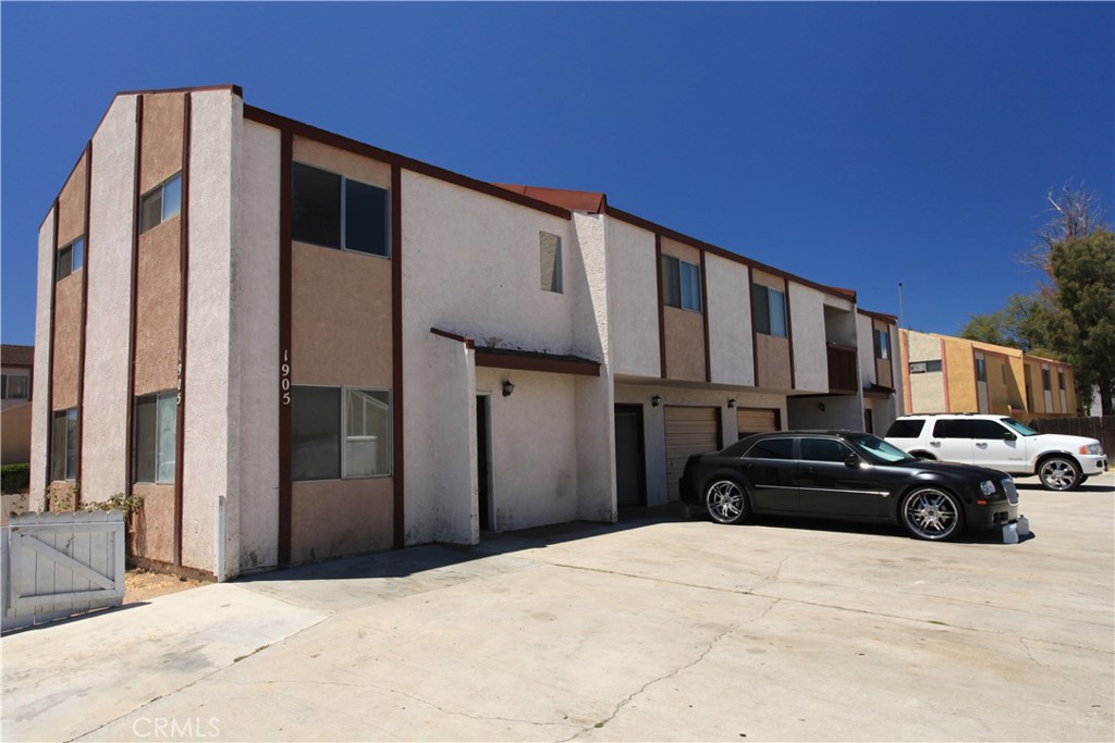 1905 Beechwood Drive