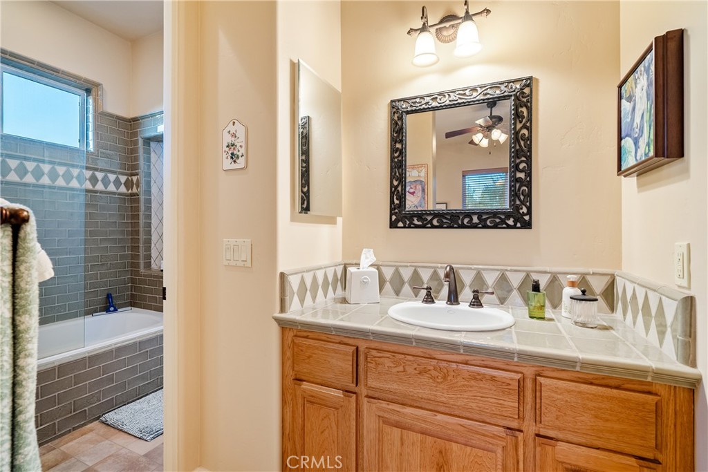 2174 Lake Ysabel Road