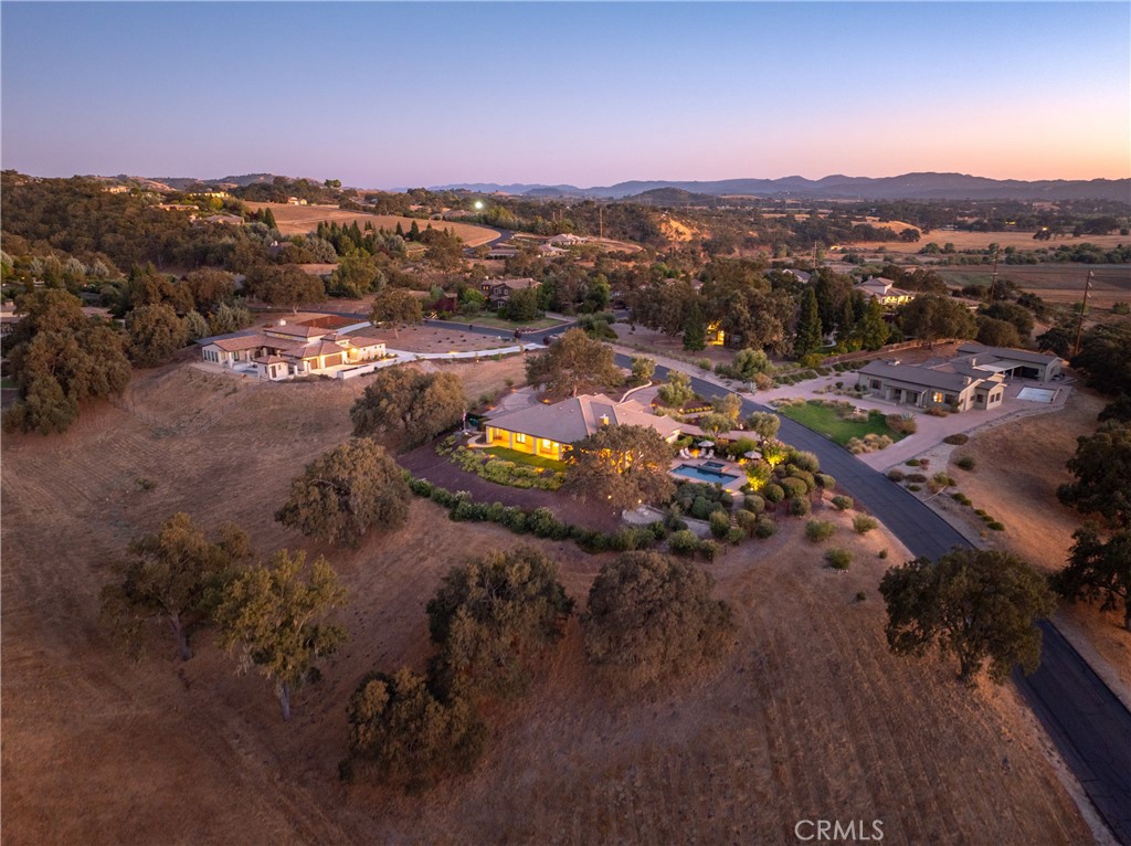 2174 Lake Ysabel Road