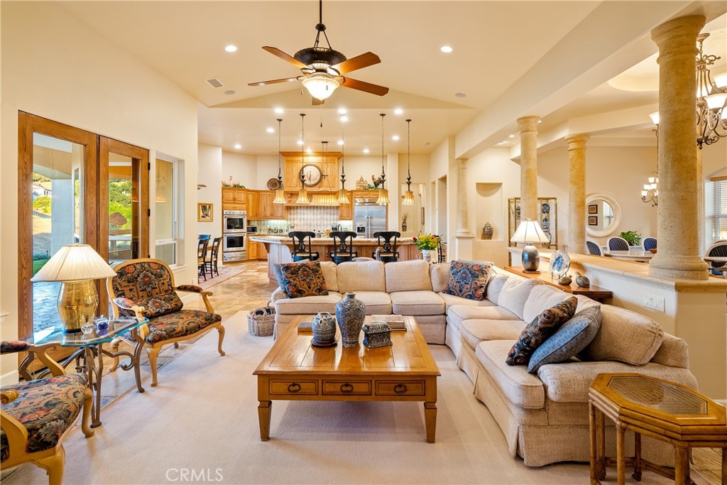 2174 Lake Ysabel Road