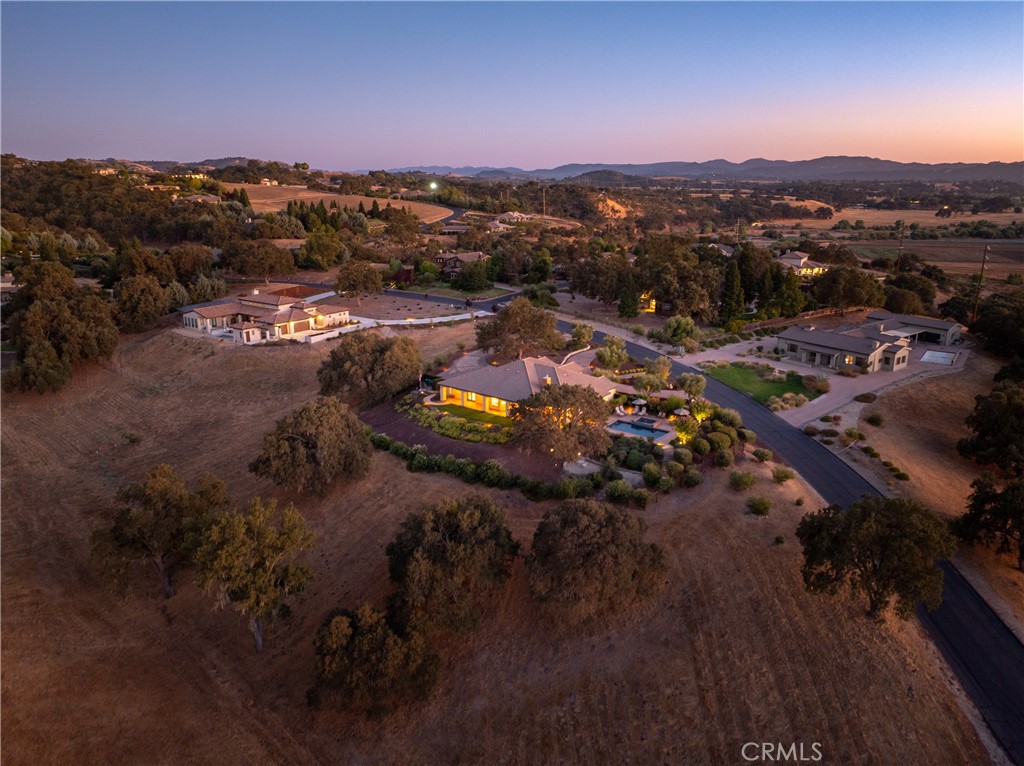 2174 Lake Ysabel Road