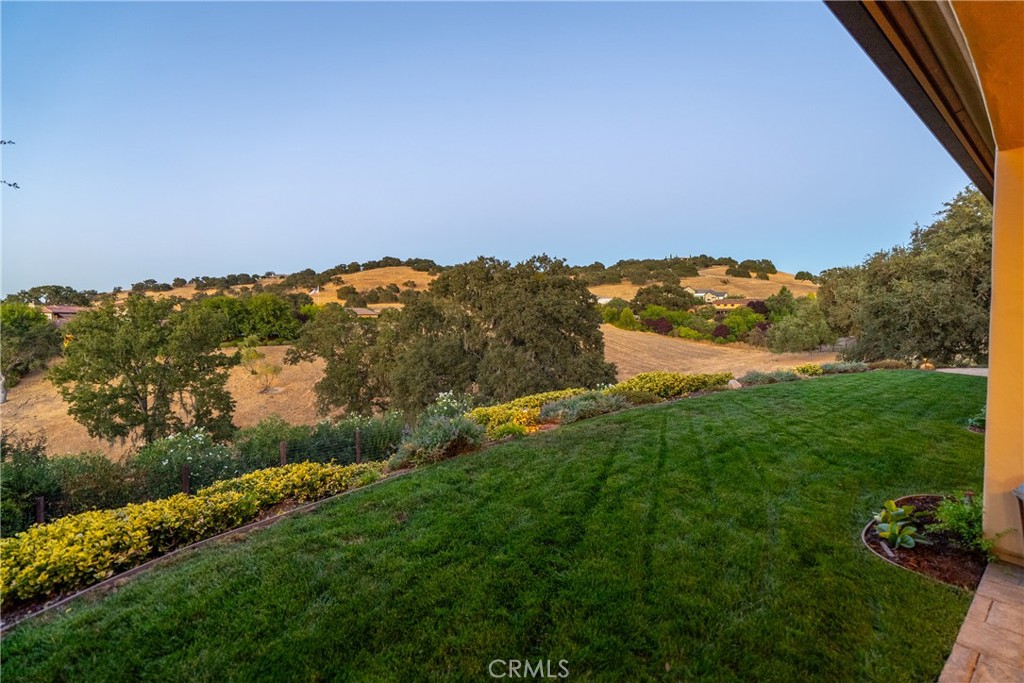 2174 Lake Ysabel Road