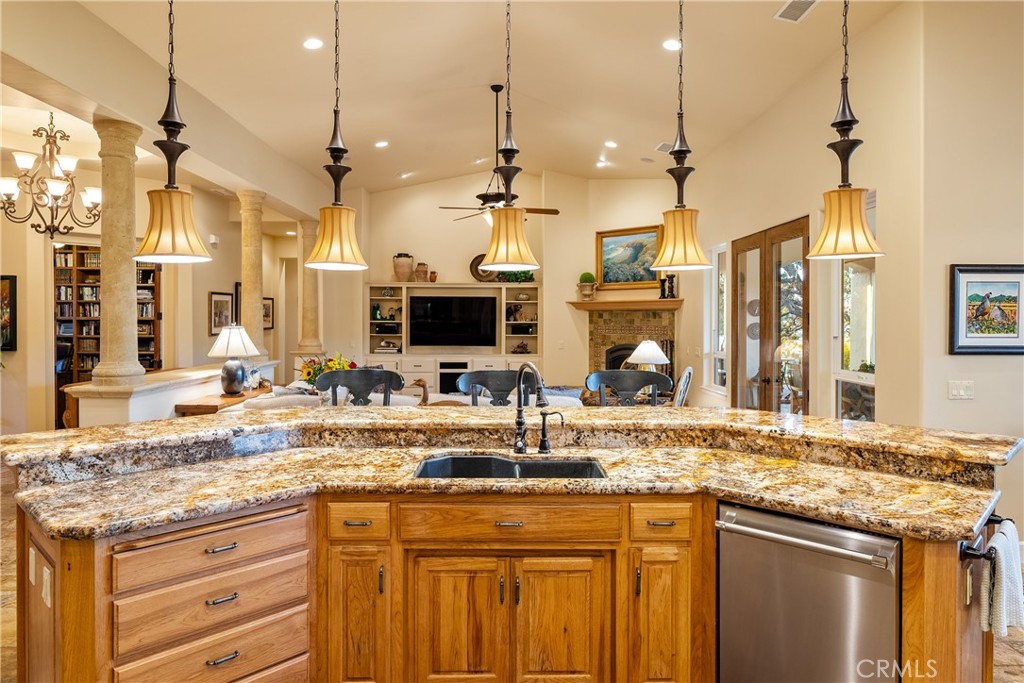 2174 Lake Ysabel Road