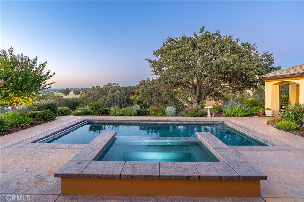 2174 Lake Ysabel Road