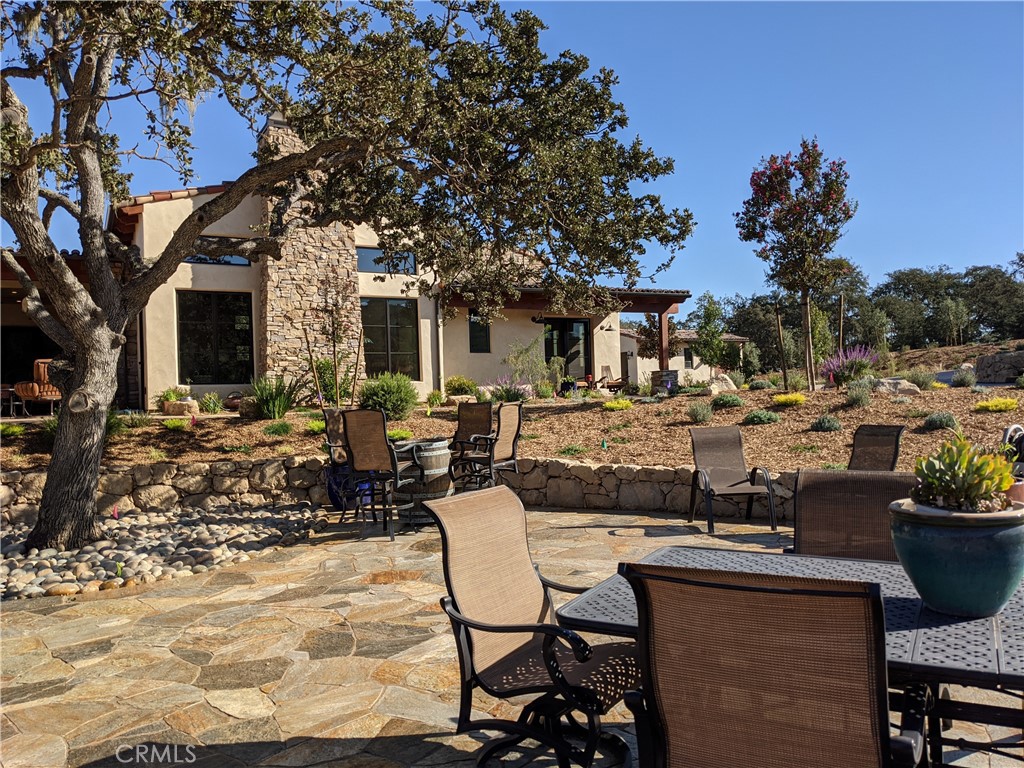 2525 Warm Springs Lane