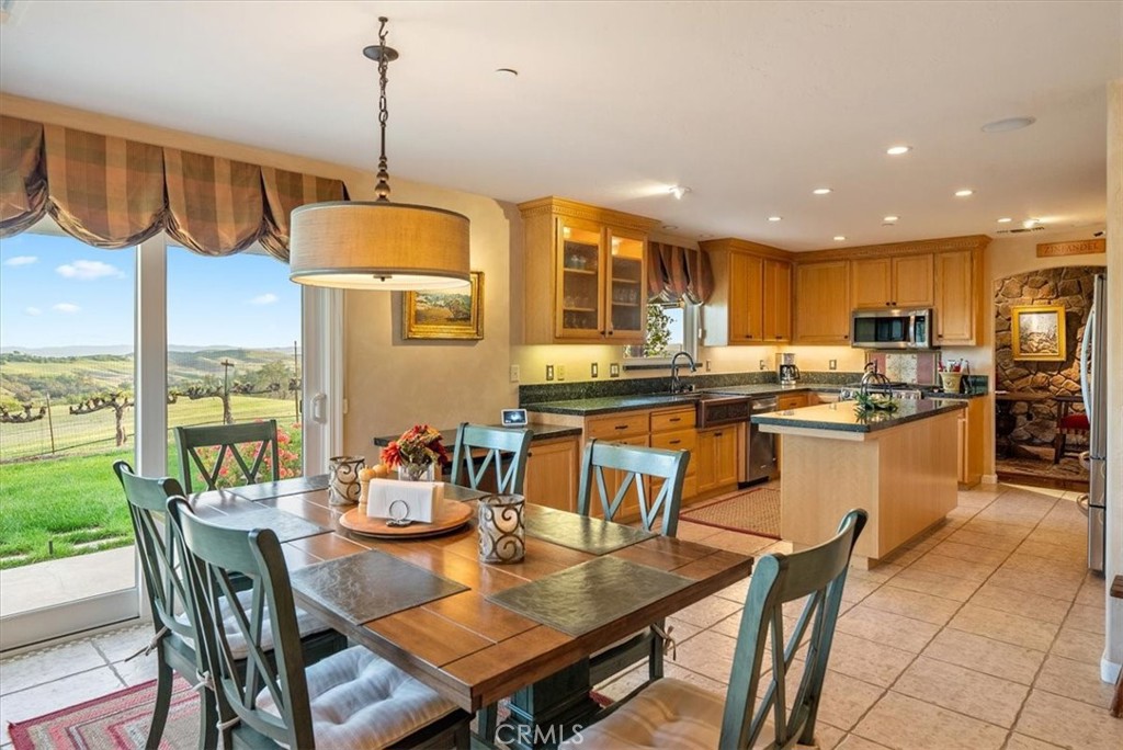 74941 Ranchita Avenue