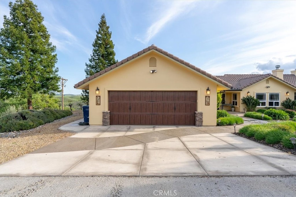 74941 Ranchita Avenue