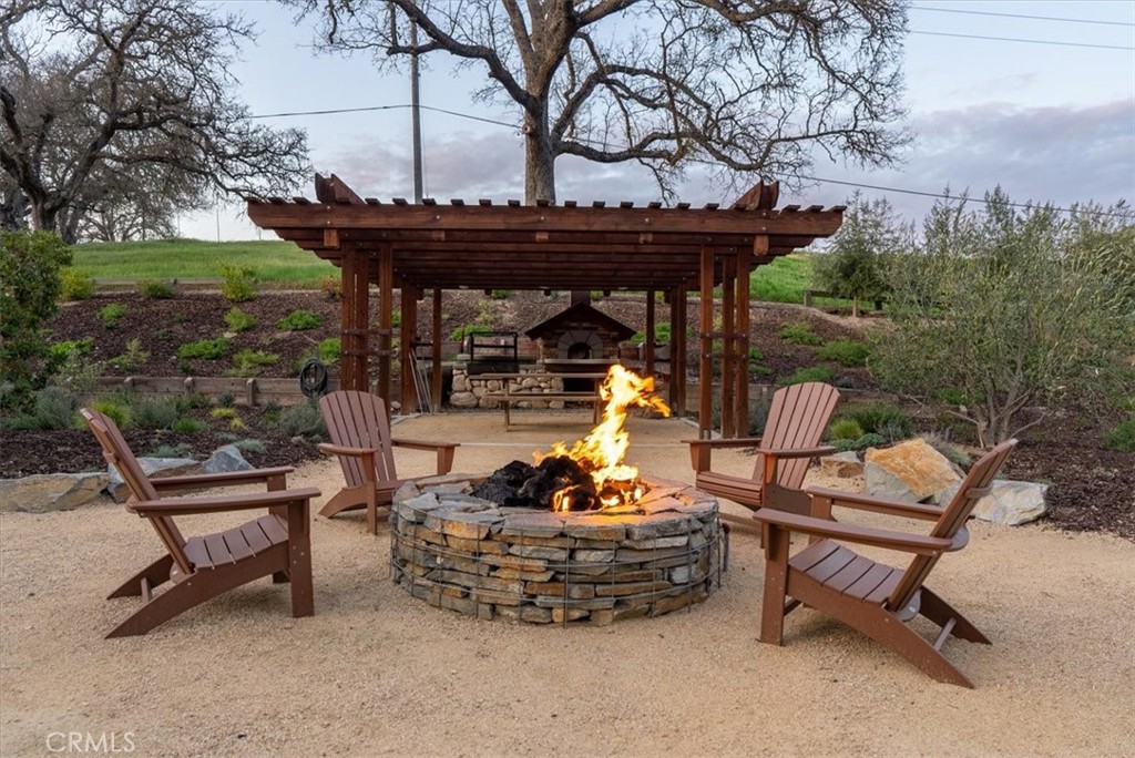 4275 & 4251 Stockdale Road