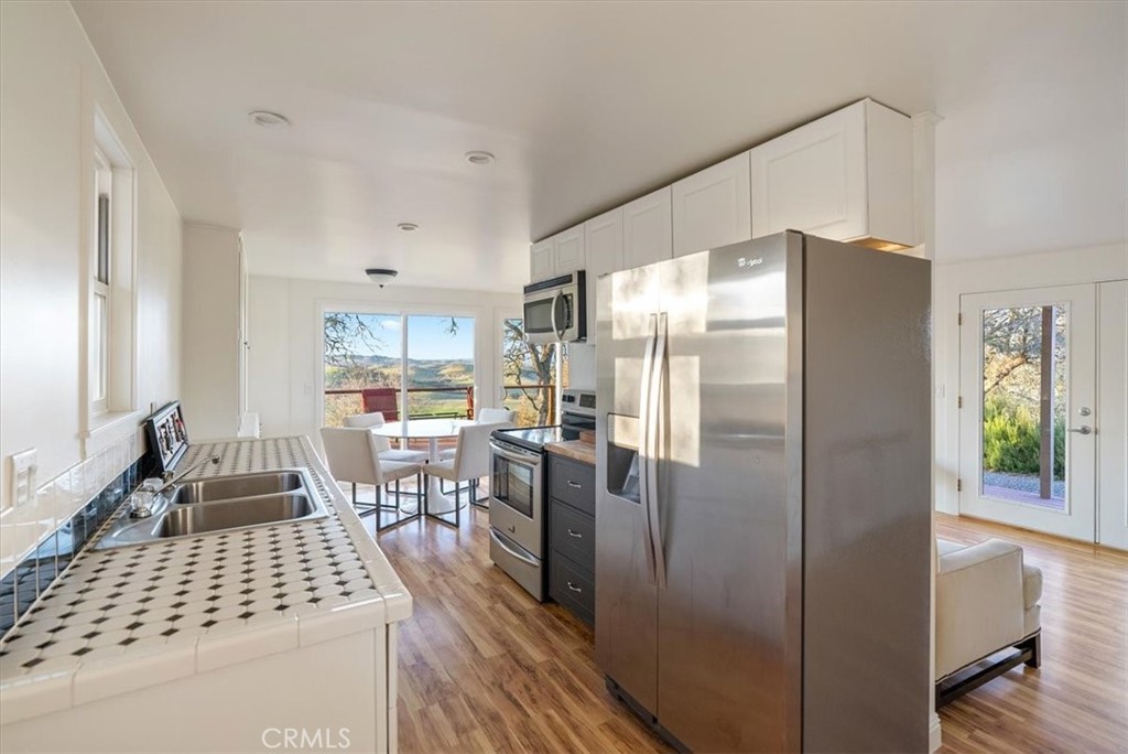 4275 & 4251 Stockdale Road