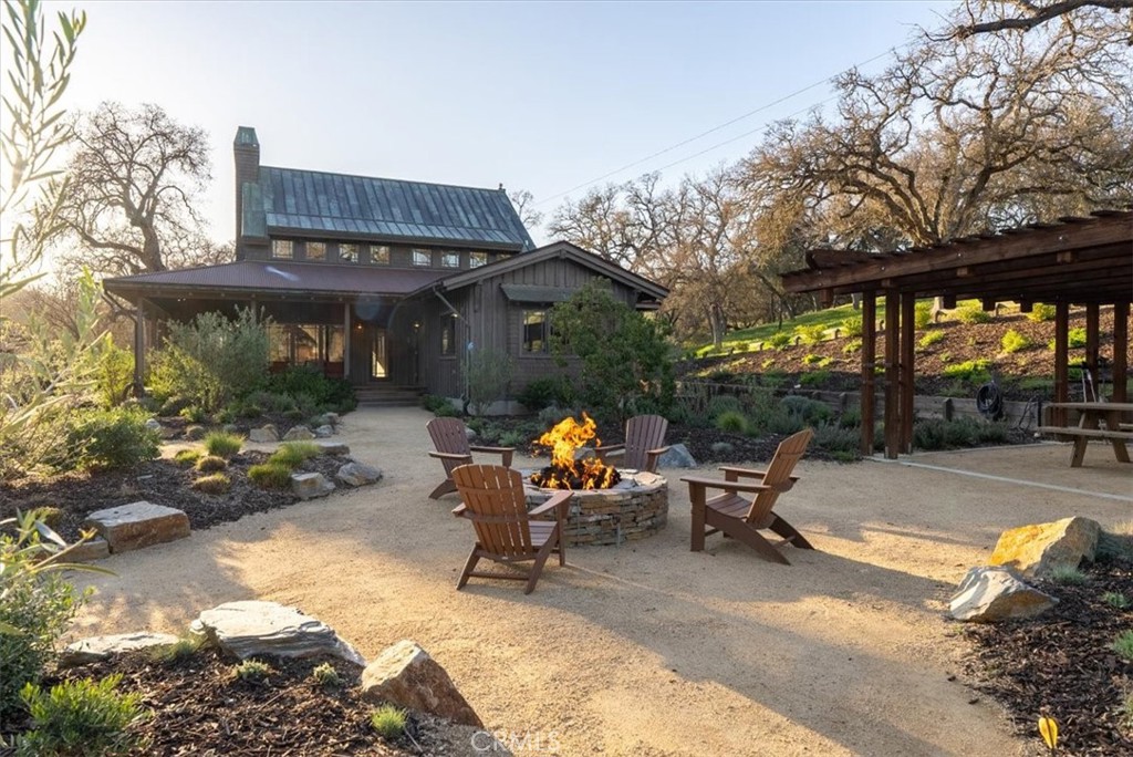 4275 & 4251 Stockdale Road