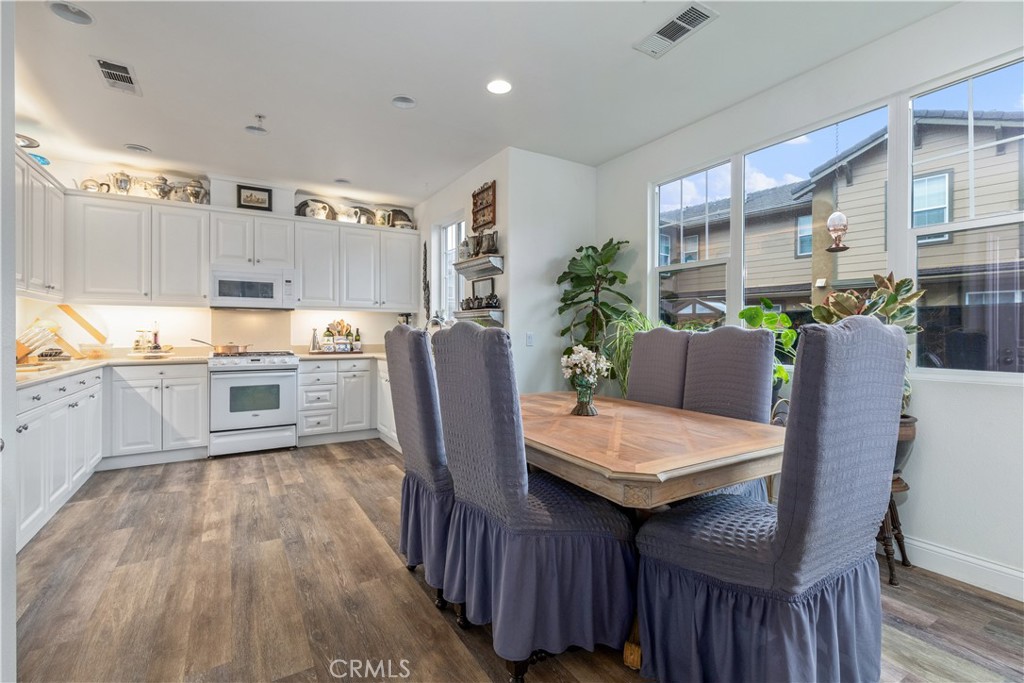 11816 Ranunculo Court