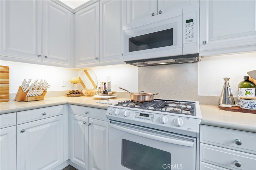 11816 Ranunculo Court