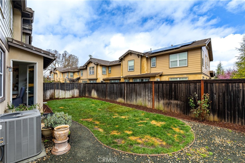 11816 Ranunculo Court