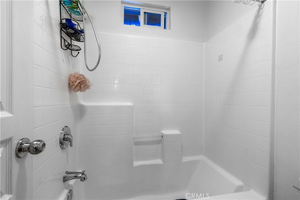 11816 Ranunculo Court