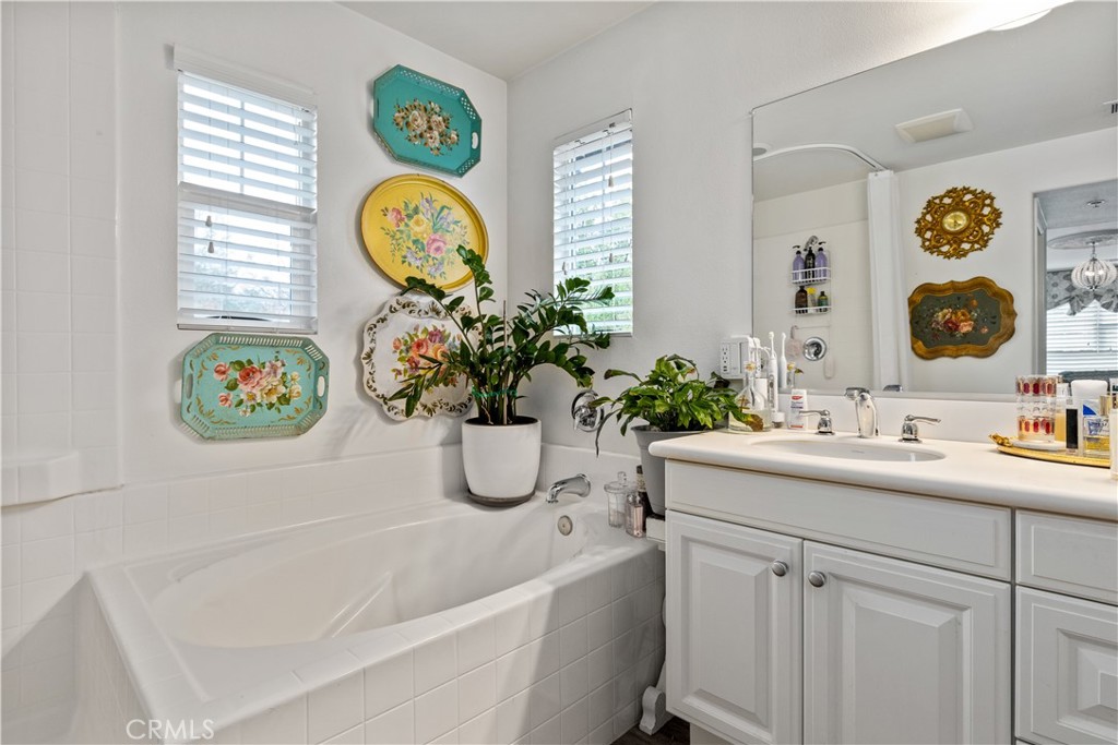 11816 Ranunculo Court