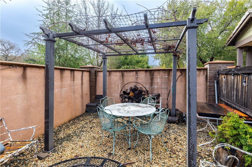 11816 Ranunculo Court