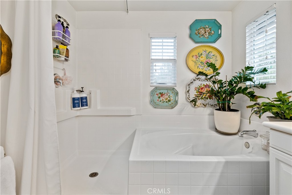 11816 Ranunculo Court