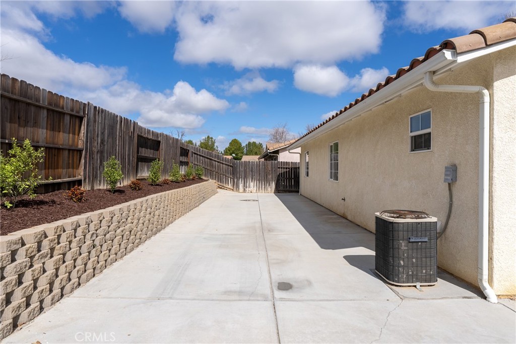 1963 San Juan Bautista Street