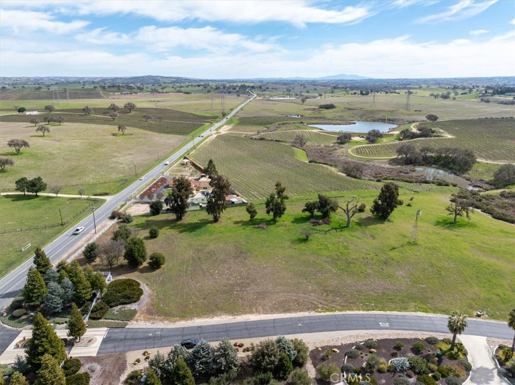 1810 Laguna Del Campo